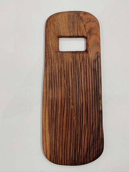 Planche en bois de noyer